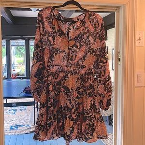 Boutique long sleeve mini dress